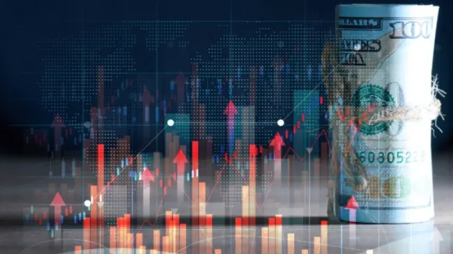 roll of cash and graph showing inflation