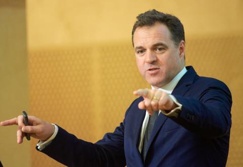 Niall Ferguson