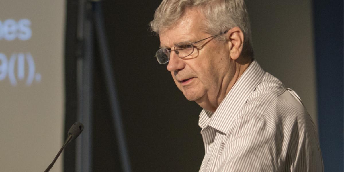 Roger Garrison: Pioneer of Digital Pedagogy at the Dawn of the Internet Age Roger Garrison: Pioneer of Digital Pedagogy at the Dawn of the Internet Age