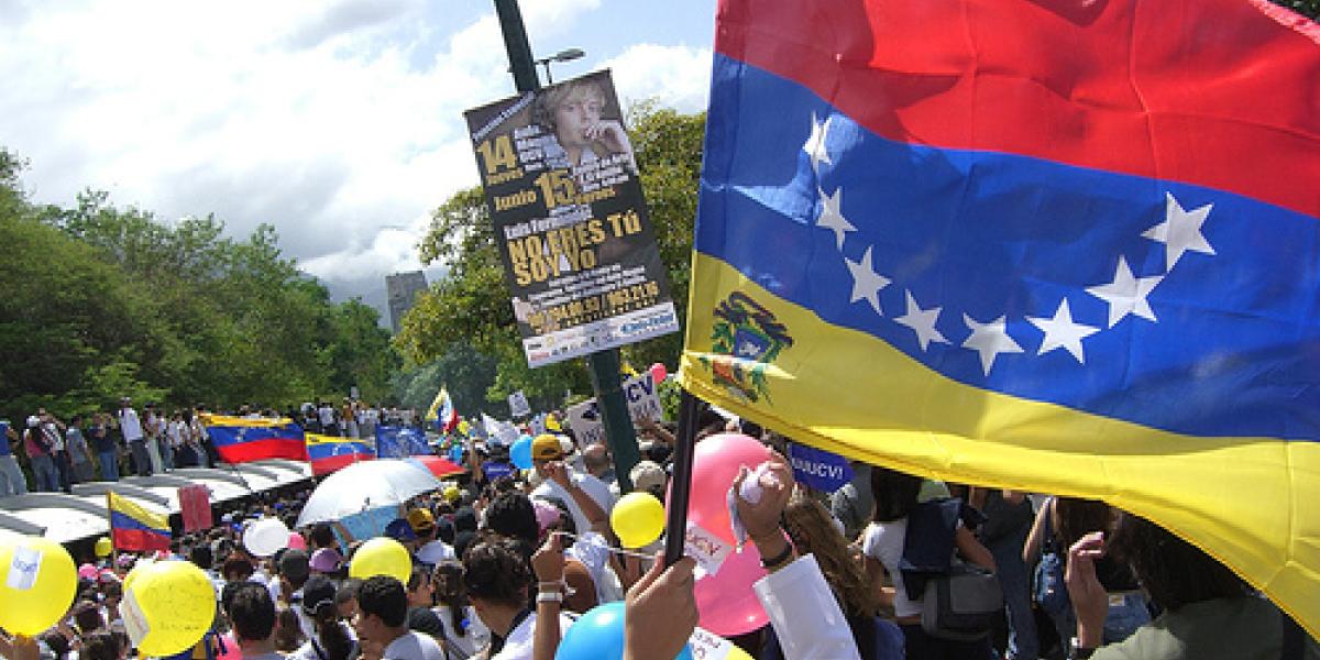 Are Oil Prices to Blame for the Venezuelan Crisis? | Mises Institute