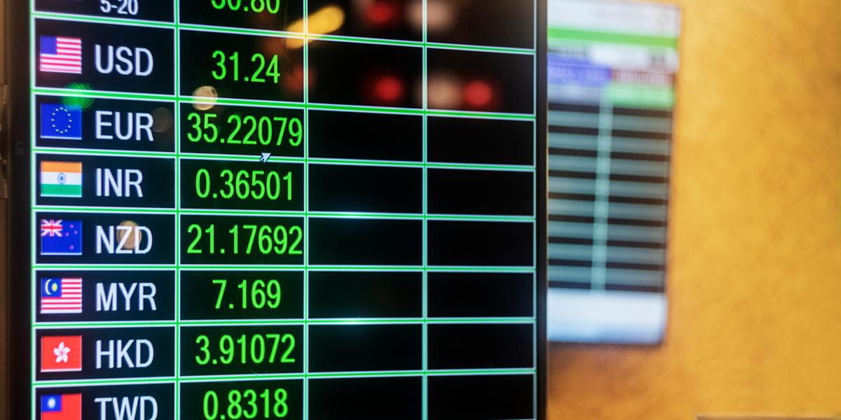 Buying Energy and the Worldwide Demand for {Dollars} Buying Energy and the Worldwide Demand for {Dollars}