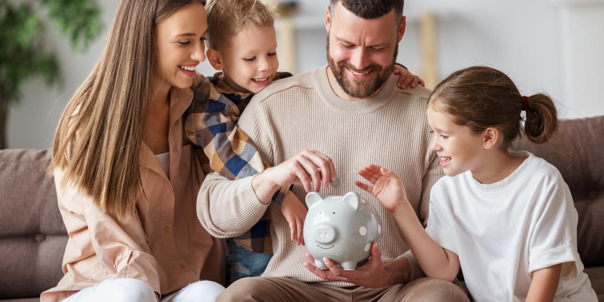 Monetary Savings Versus Real Savings Monetary Savings Versus Real Savings