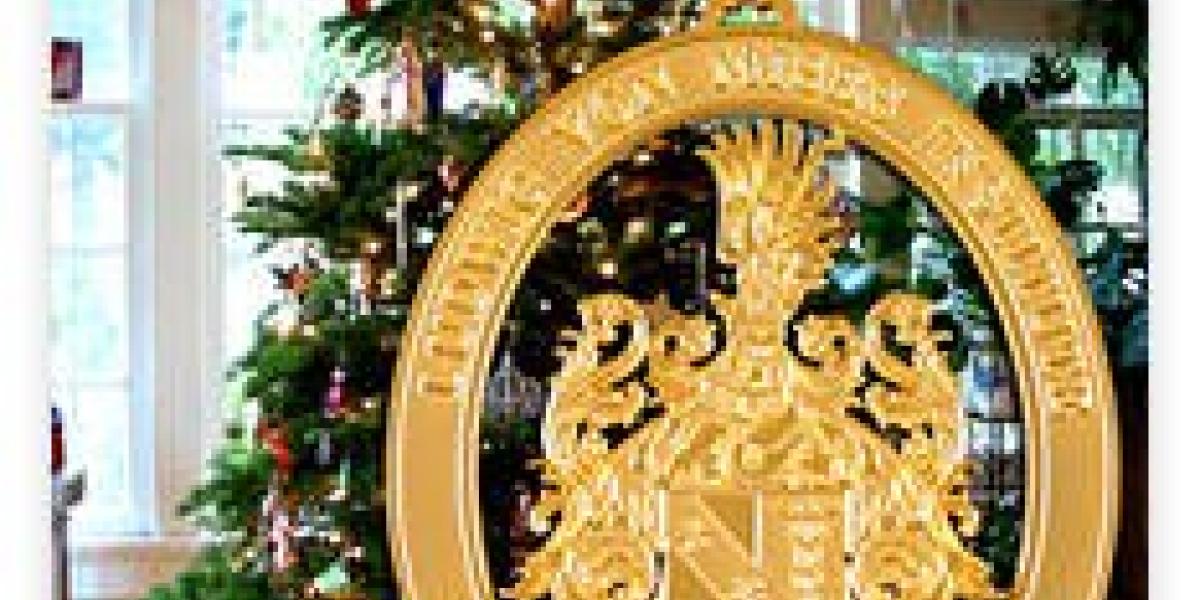 Putting the Economics Back in Christmas Putting the Economics Back in Christmas