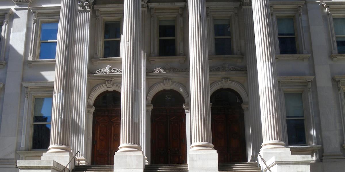 Private Courts | Mises Institute