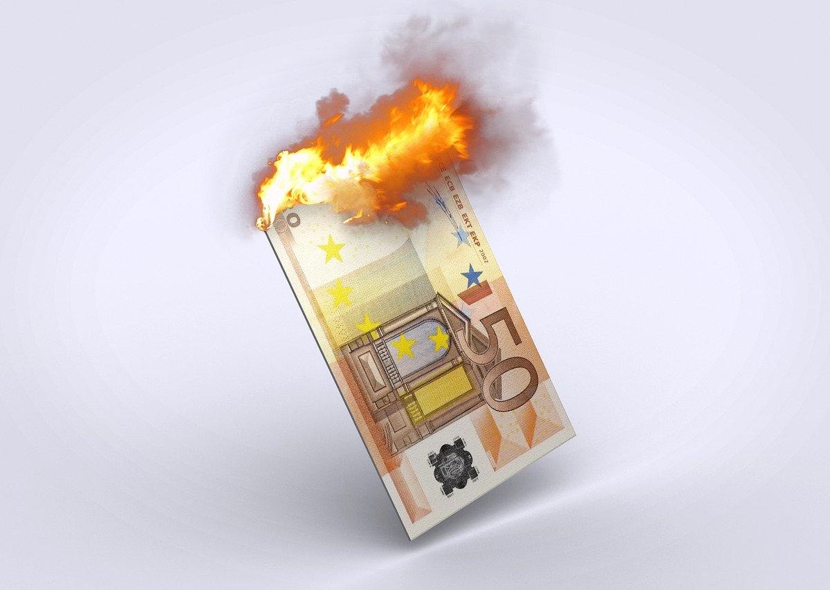 Monetary Competition: The Best Alternative to Razing Central Banks to the Ground