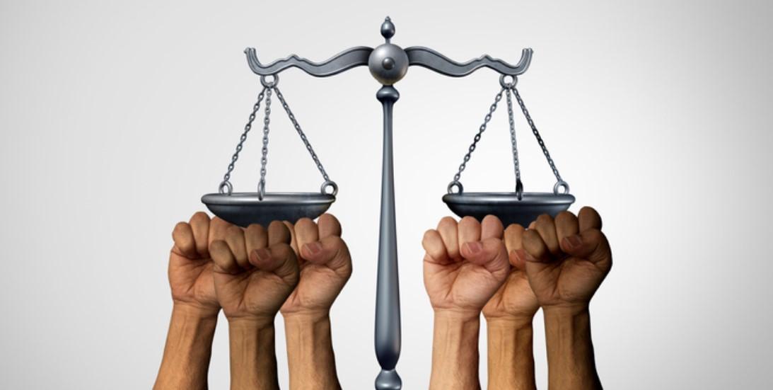 ¿Igualdad forzada o justicia? Instituto Mises ¿Igualdad forzada o justicia? Instituto Mises